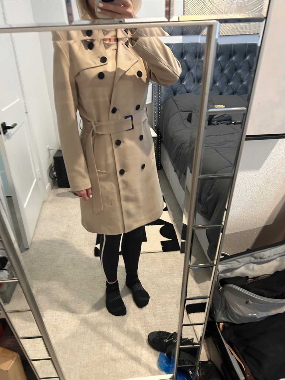 Classic Double-Breasted Trench Coat – Beige